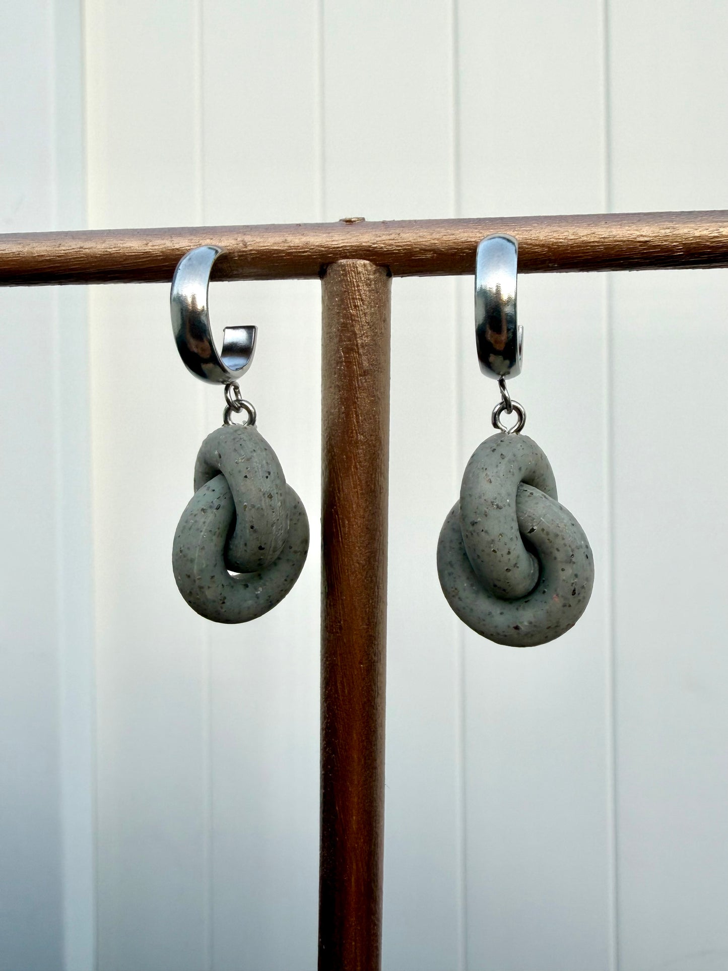 Handmade - Polymer clay knot Earrings