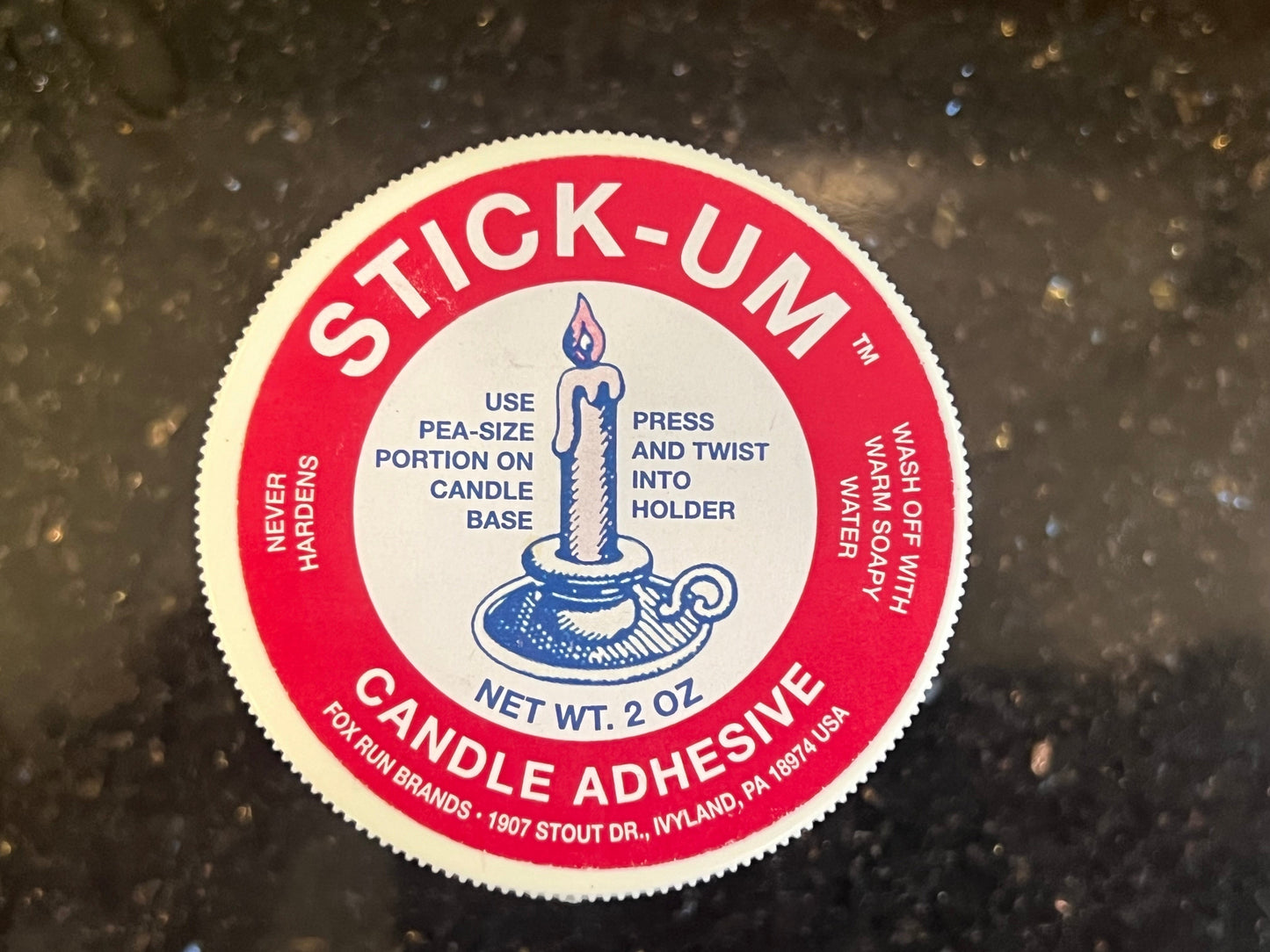 U needa Candle Holder