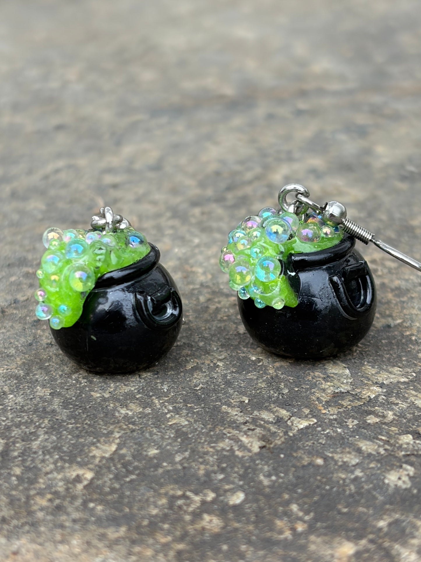 Halloween Bubbling Cauldron Earrings (small)