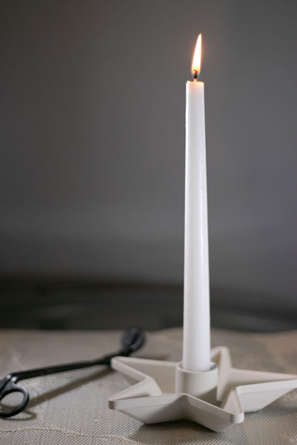 Star shaped taper candle holder