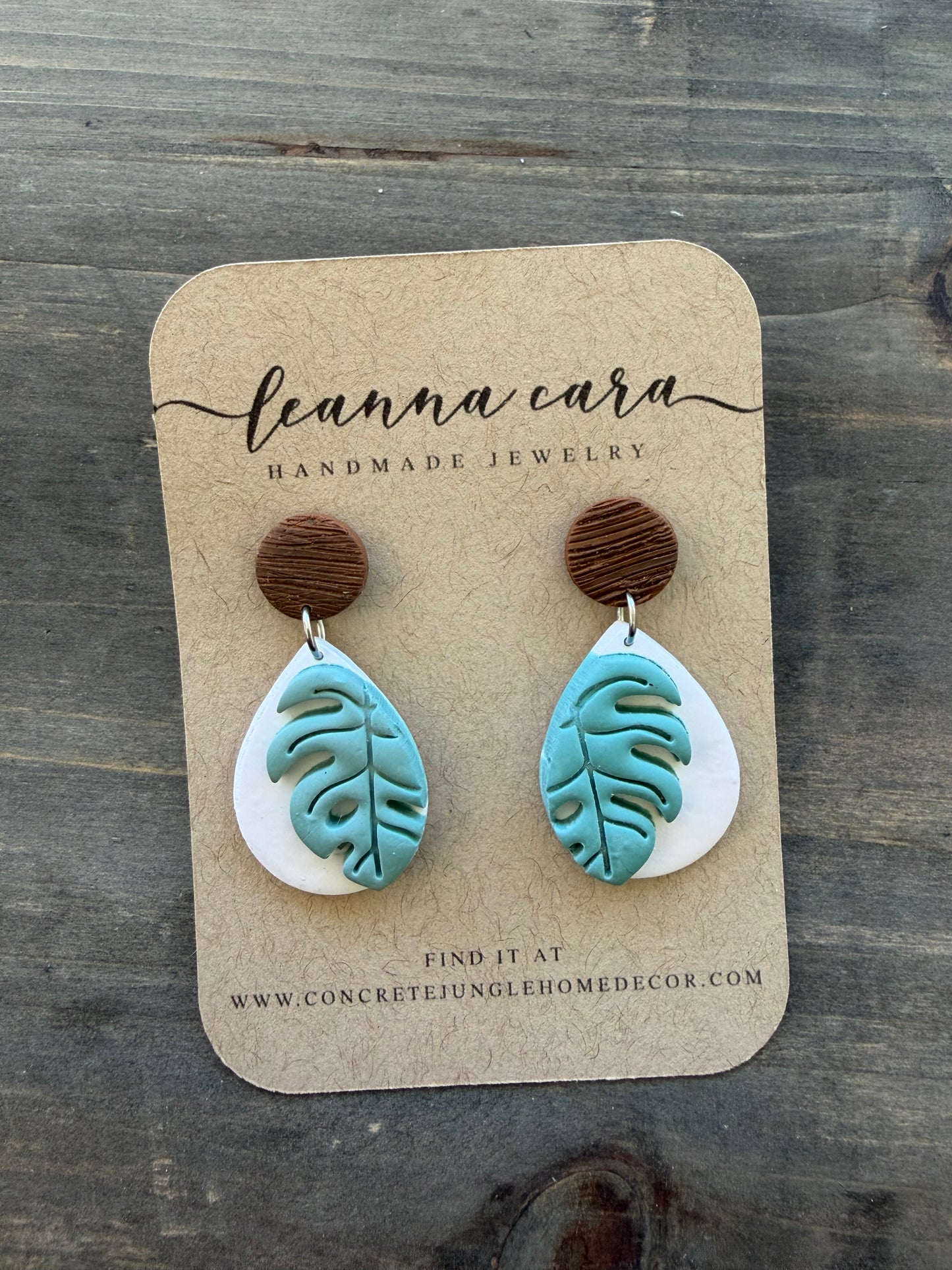 Handmade - Polymer clay monstera drop Clay Earrings l