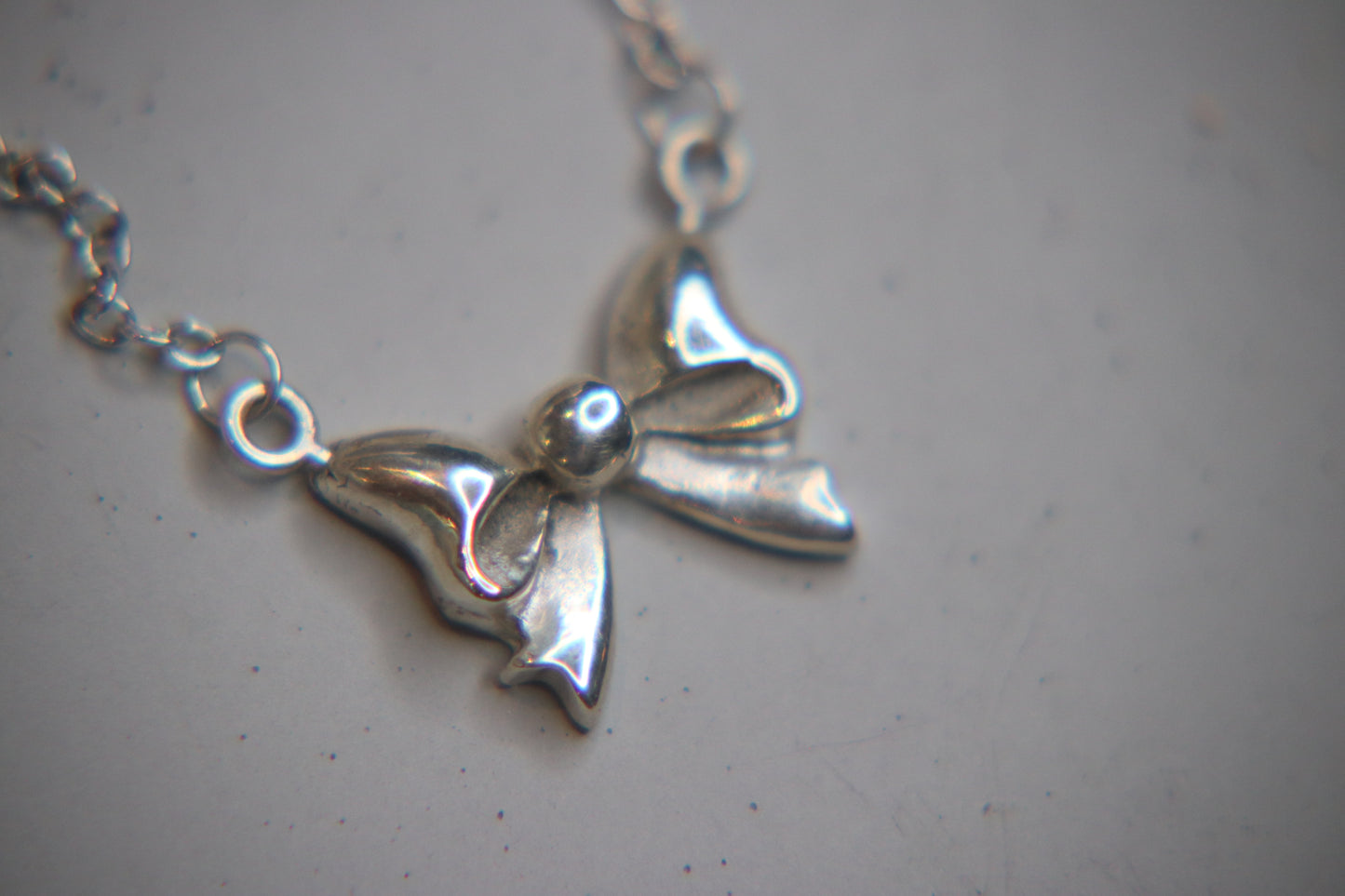 .999 Silver bow Pendant with Sterling Silver chain