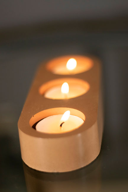 3 candle tealight holder